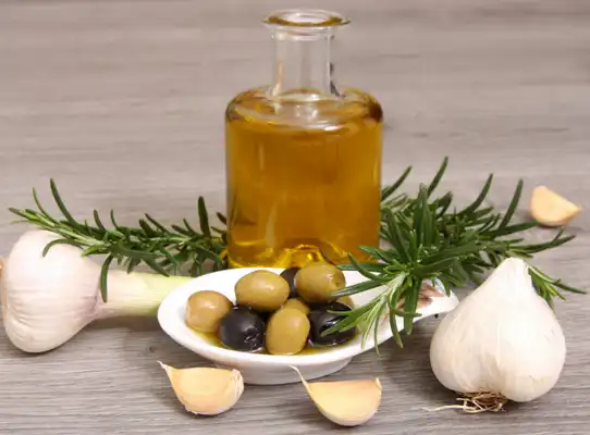 garlic oil garlic oil