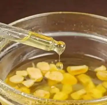 garlic essential oil garlic essential oil